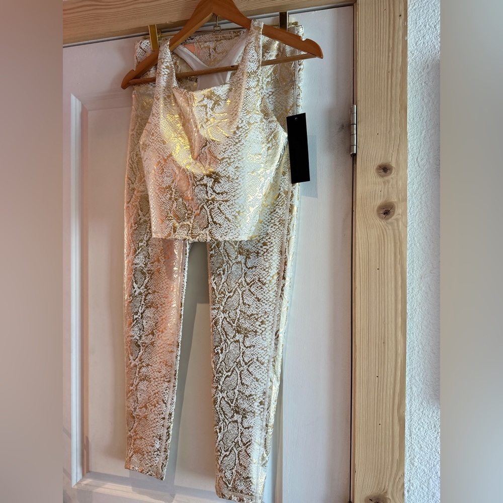 Gold Foil Snake Active Set